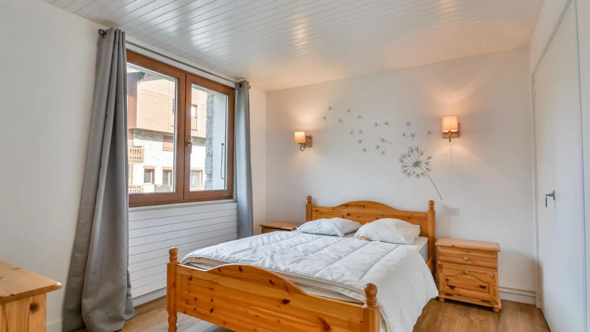 Morzine: Appartement Pour 8 Avec Parking Et Wifi Pres Du Centre - Fr-1-684-66 Apartment Morzine